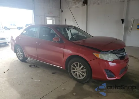2012 Toyota Camry Base z USA, uszkodzony, nr VIN 4T4BF1FK4CR163190